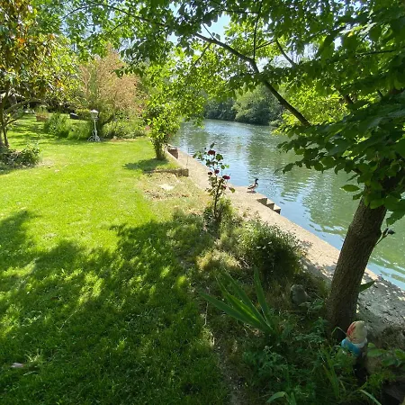 Apatam-montigny, Bord Du Loing Bourron-Marlotte