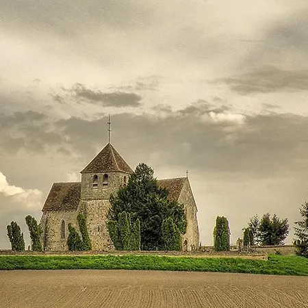 Villa Apatam-montigny, Bord Du Loing